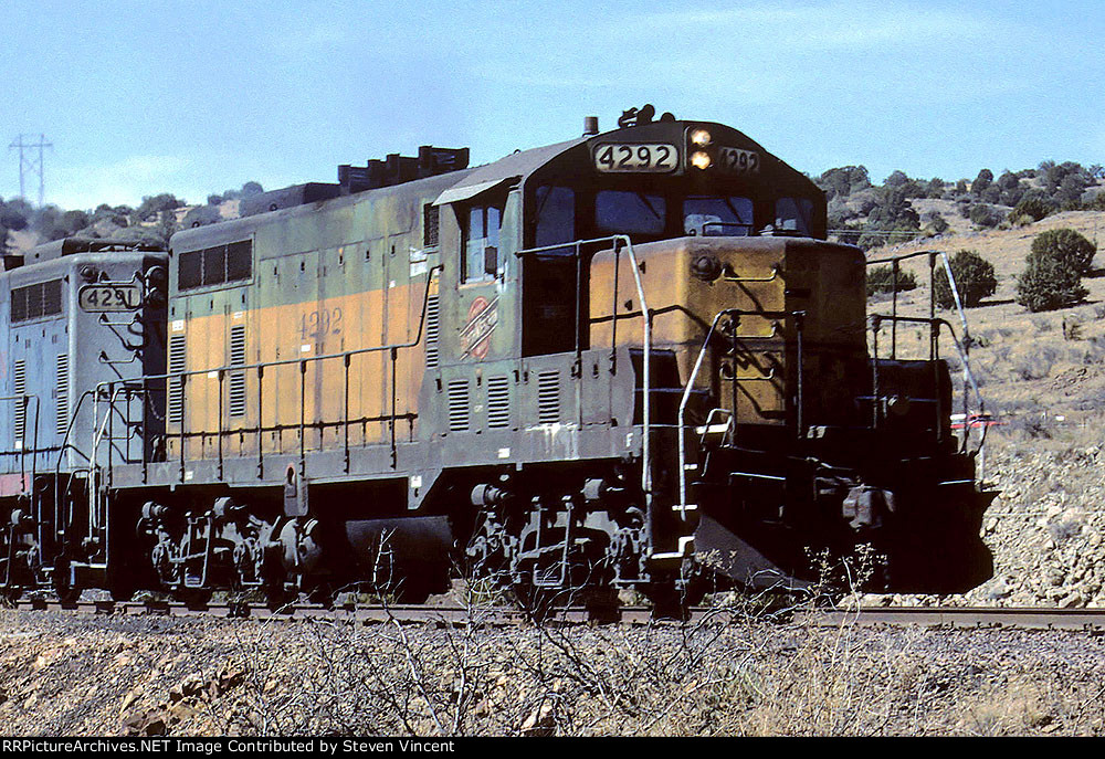 Southwestern GP7 SW #4292 still in CNW colors